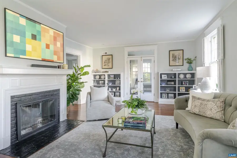 1826 Wayside Pl, Charlottesville, VA 22903 - #2