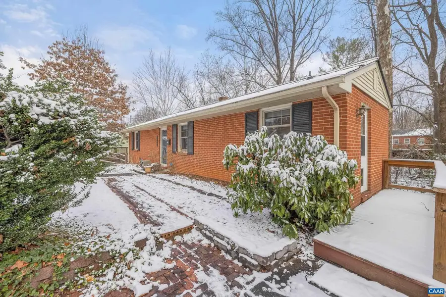 1002 Glendale Rd, Charlottesville, VA 22901 - #2