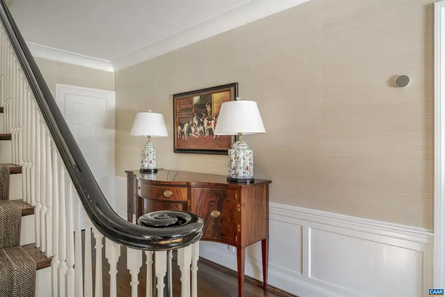 921 Rugby Rd, Charlottesville, VA 22903 - #3