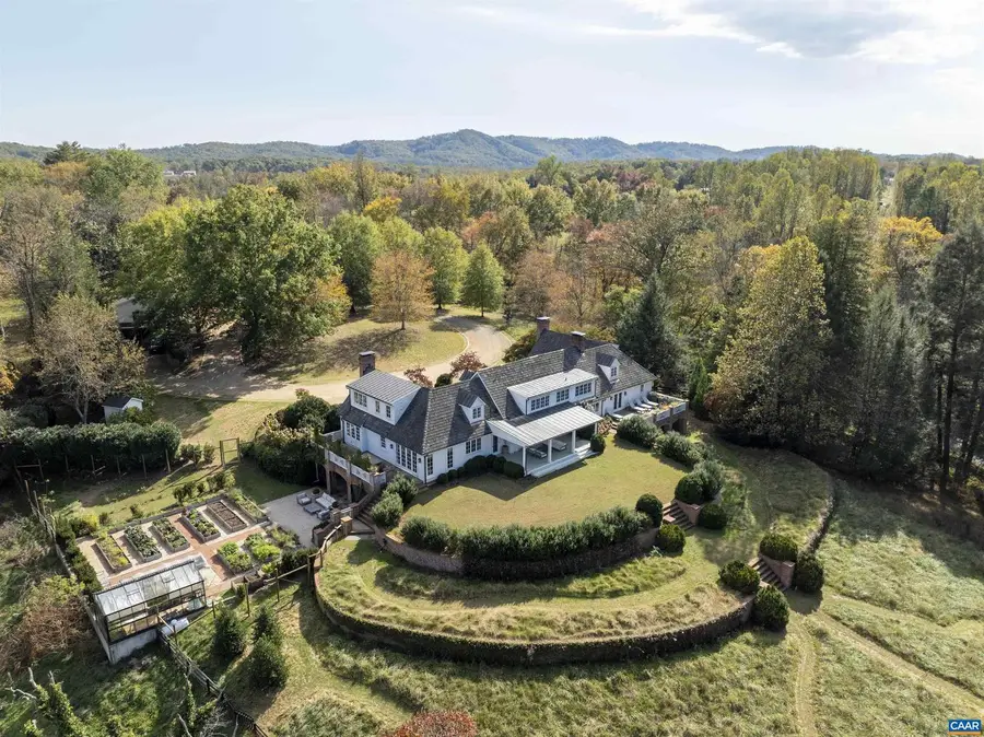 651 Ivy Depot Rd, Charlottesville, VA 22903 - #3