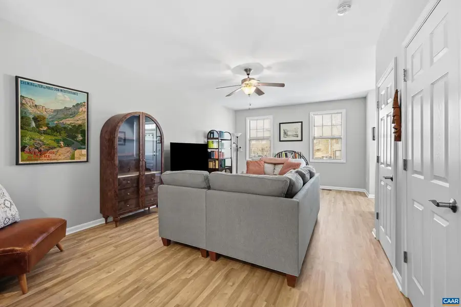 120 Longwood Dr #a, Charlottesville, VA 22903 - #2