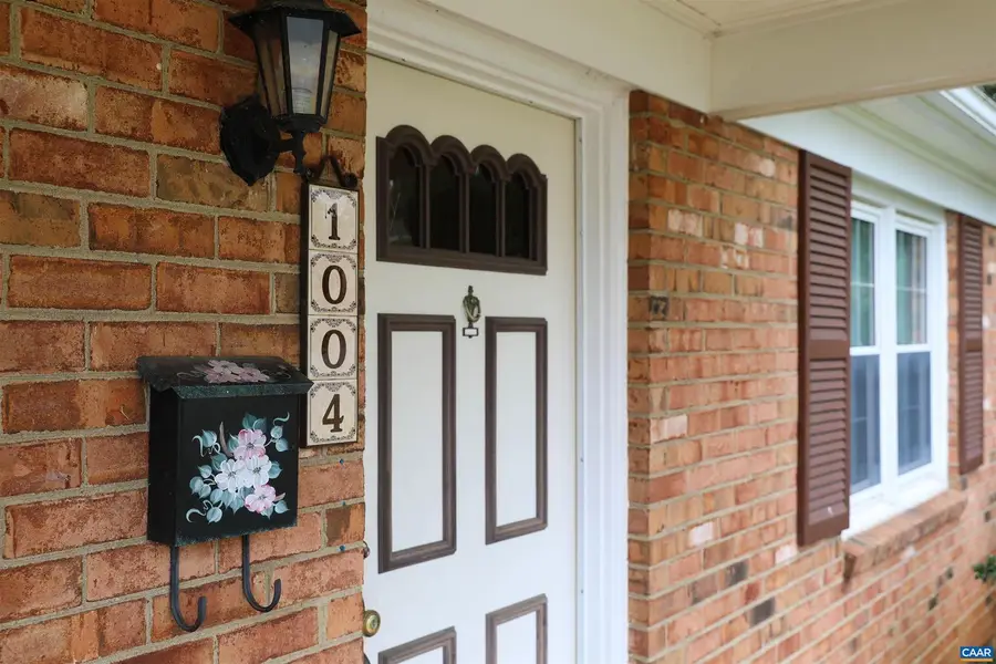 1004 Coleman St, Charlottesville, VA 22901 - #3