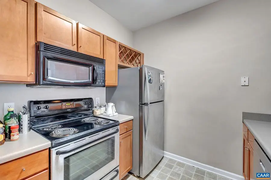 745 Walker Sq #1a, Charlottesville, VA 22903 - #3