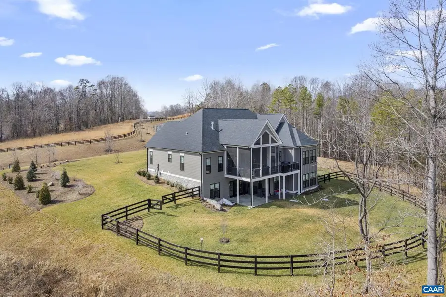 2019 Fairhill Mountain View, Charlottesville, VA 22903 - #2