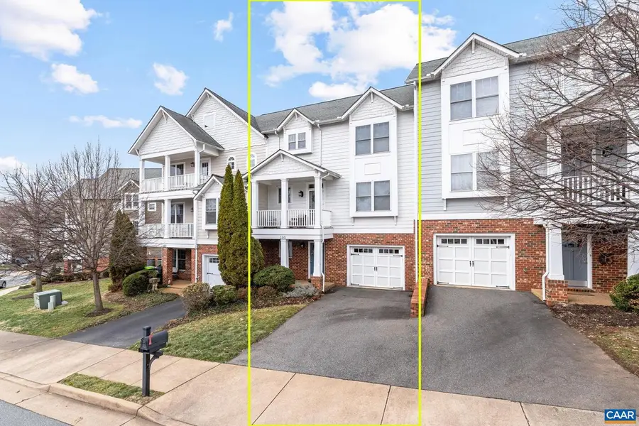 195 Brookwood Dr, Charlottesville, VA 22902 - #2
