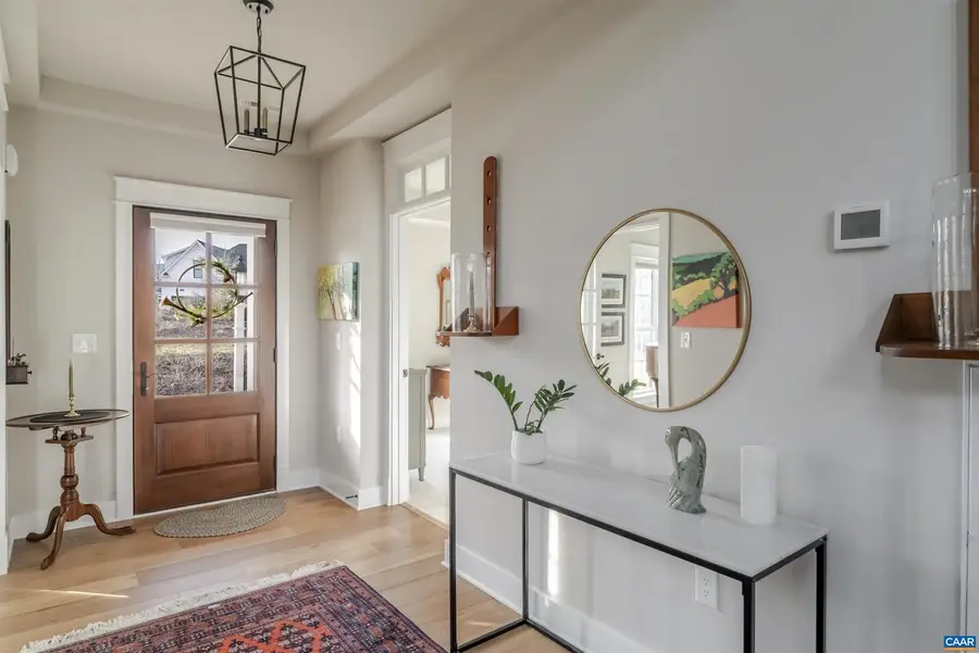 6812 Chancery Ln, Crozet, VA 22932 - #3