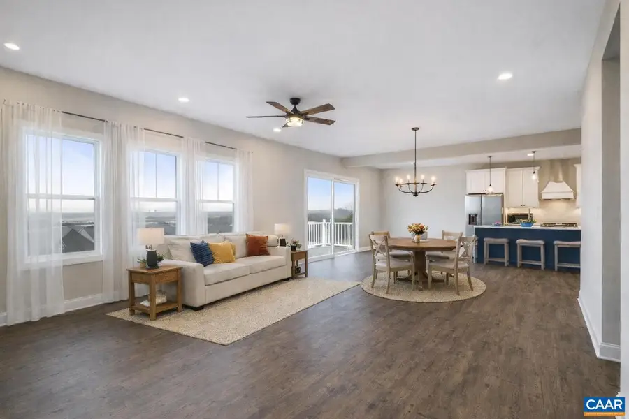 114 Chamberlain Dr, Staunton, VA 24401 - #3