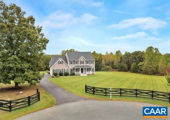 1243 Woodcock Pl, Scottsville, VA 24590 - #2