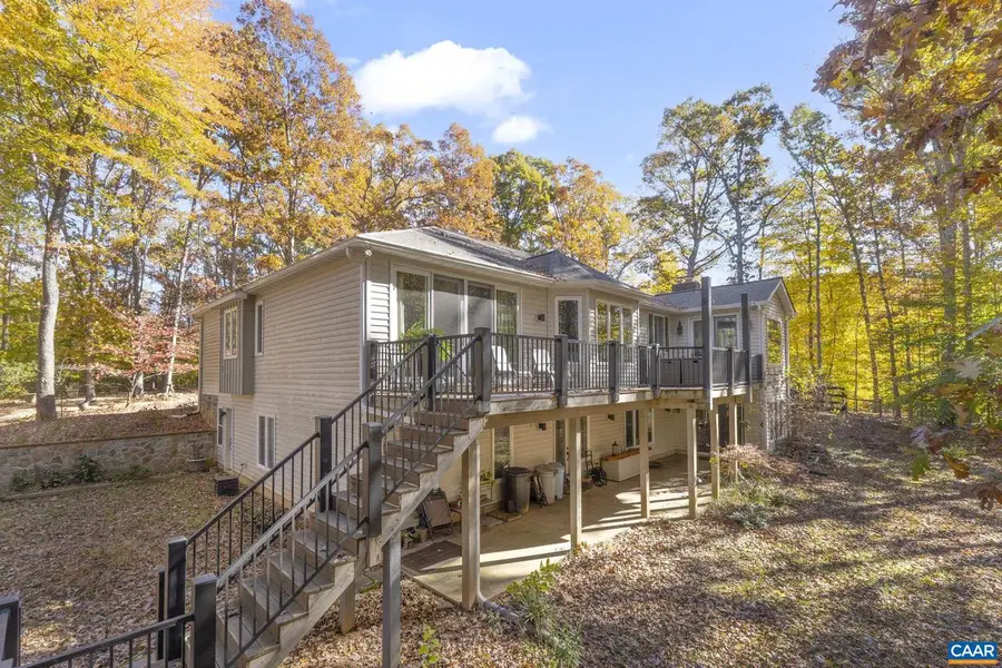 9130 Totier Creek Rd, Scottsville, VA 24590 - #3