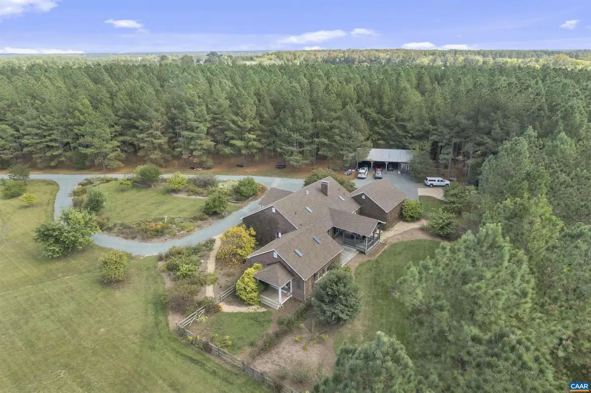 12048 Louisa Rd, Gordonsville, VA 22942 - #1