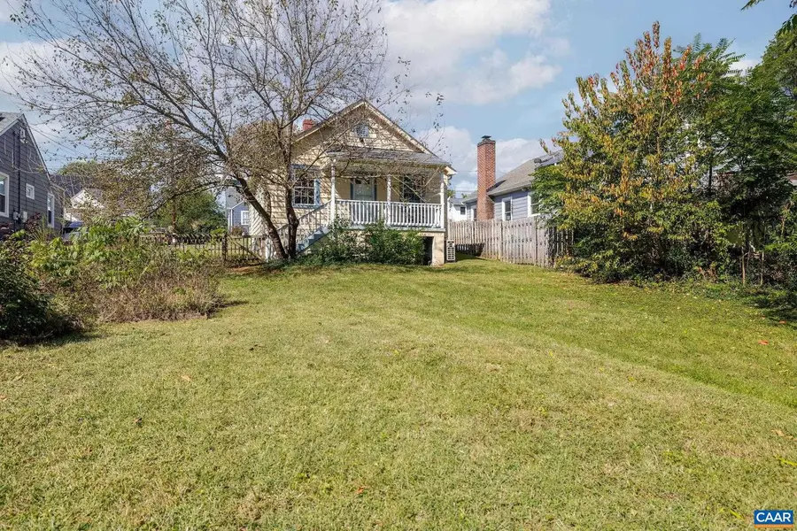 526 Caroline Ave, Charlottesville, VA 22902 - #2