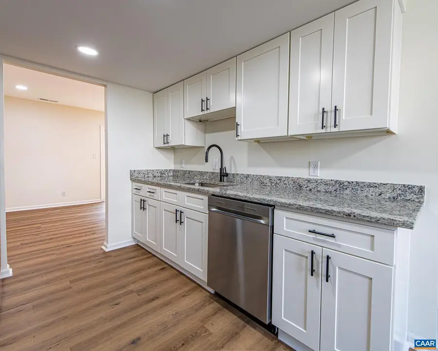 138 Scarborough Pl, Charlottesville, VA 22903 - #3