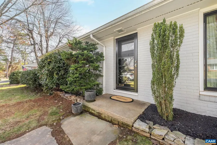 1302 Lester Dr, Charlottesville, VA 22901 - #3