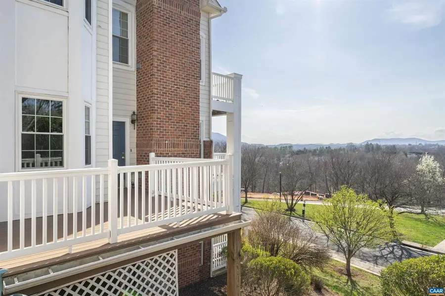 1055 Weybridge Ct #204, Charlottesville, VA 22911 - #2