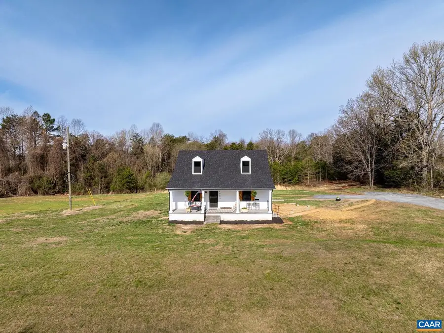 2733 Cedar Lane Rd, Kents Store, VA 23084 - #2