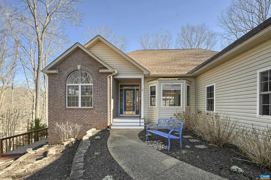 3 Nutwood Cir, Palmyra, VA 22963 - #2