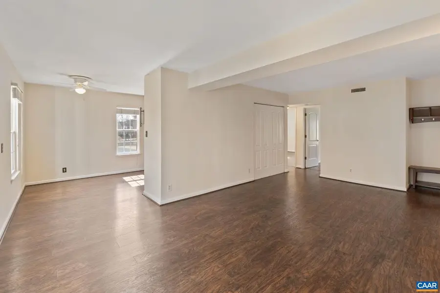 1242 Villa Ln #d, Charlottesville, VA 22903 - #3