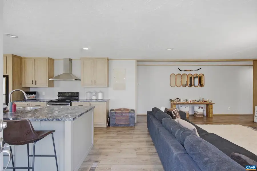 215 Bunnys Trl, Louisa, VA 23093 - #3