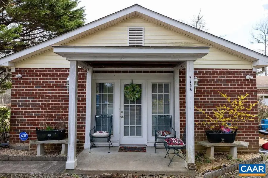 5705 Louisa Rd, Keswick, VA 22947 - #3