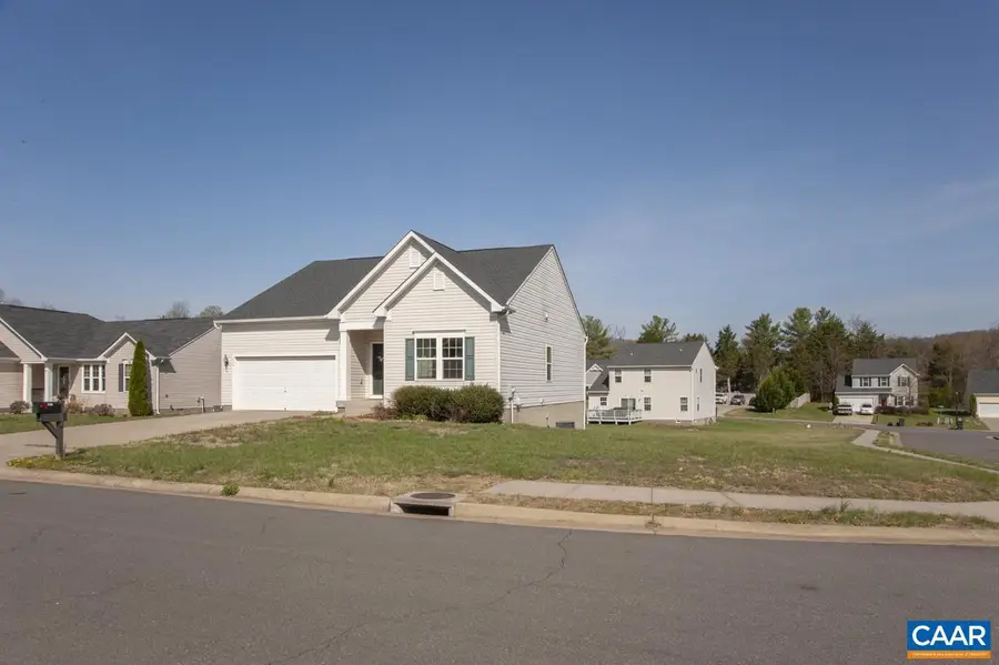 236 Brimfell St, Gordonsville, VA 22942 - #2