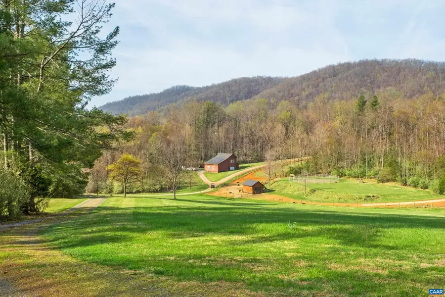 1165 Fortunes Cove Ln, Lovingston, VA 22949 - #2