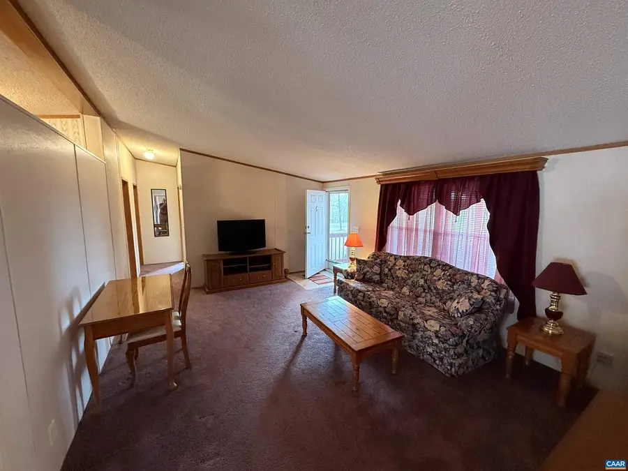 220 Chalklevel Rd, Louisa, VA 23093 - #3