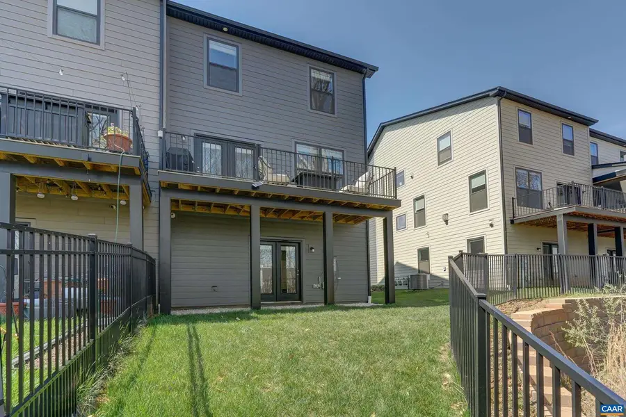 1816 Fowler St, Charlottesville, VA 22901 - #2