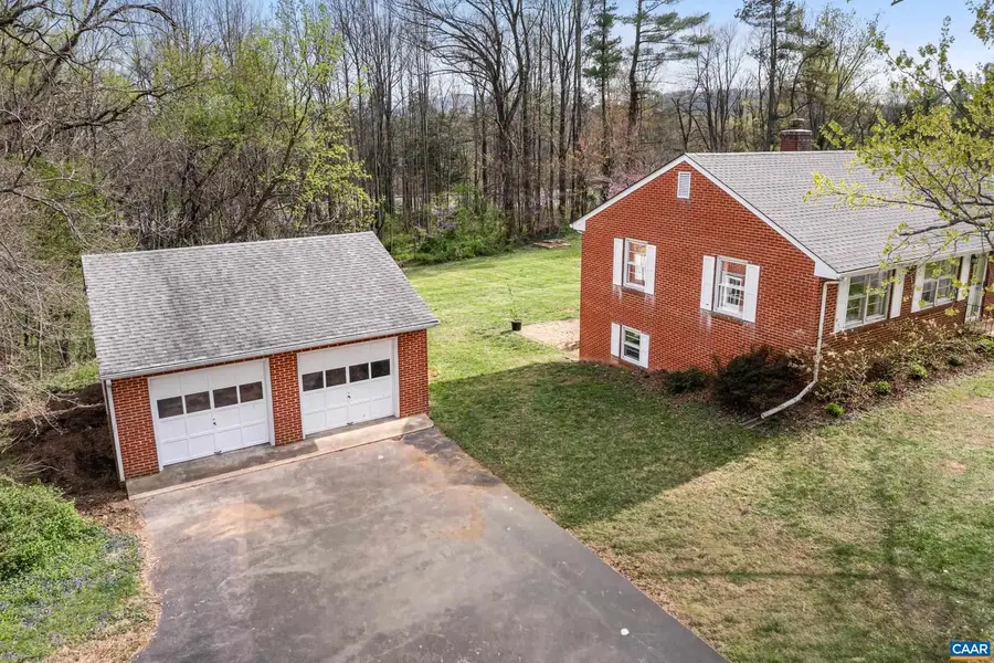 6459 Hillsboro Ln, Crozet, VA 22932 - #3