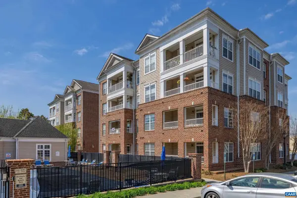 1051 Glenwood Station Ln #102, CHARLOTTESVILLE, VA 22901