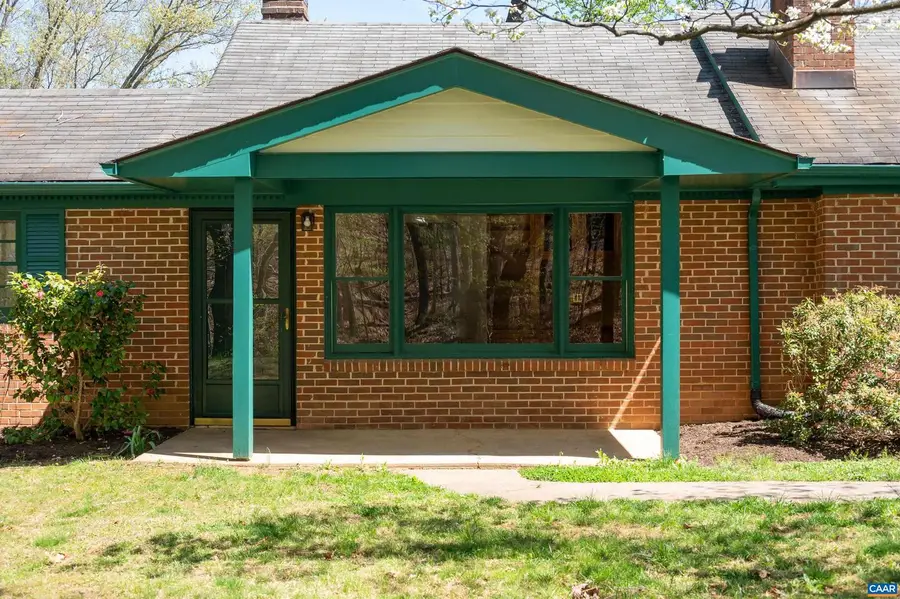 395 Burchs Creek Rd, Crozet, VA 22932 - #2