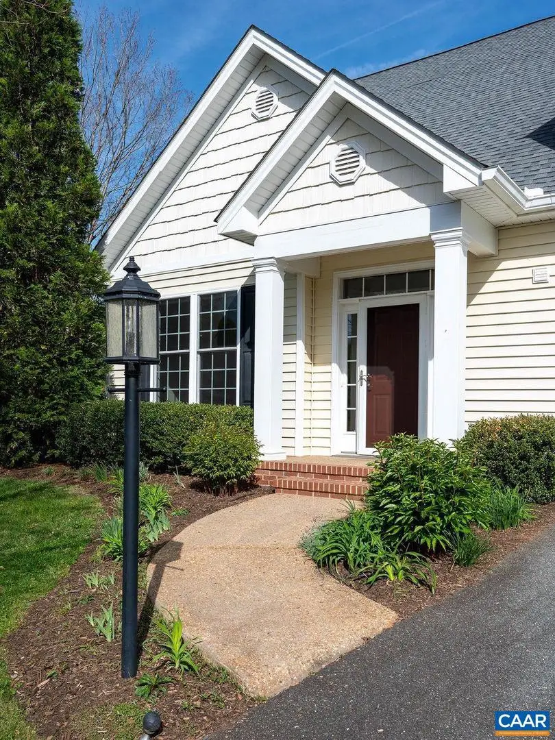 908 Swan Ridge Rd, Charlottesville, VA 22903 - #2