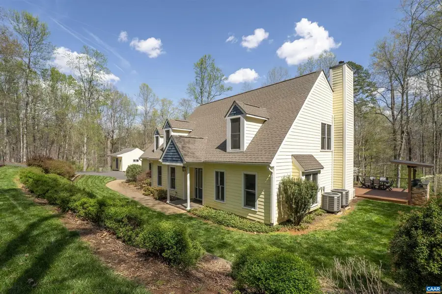 2700 Willow Oak Cir, Charlottesville, VA 22901 - #2