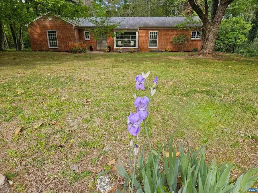 3271 Rosney Rd, Dillwyn, VA 23936 - #2