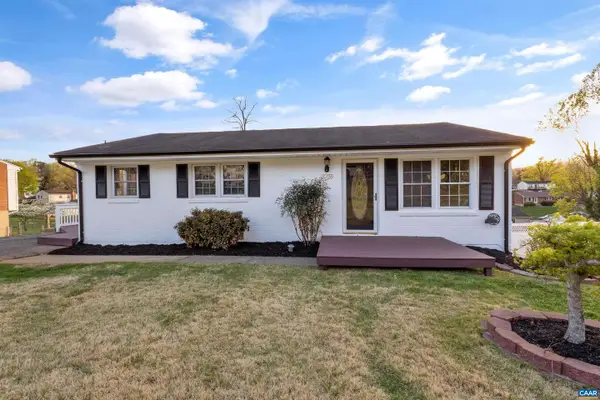 3053 Woodway Dr, ROANOKE, VA 24104