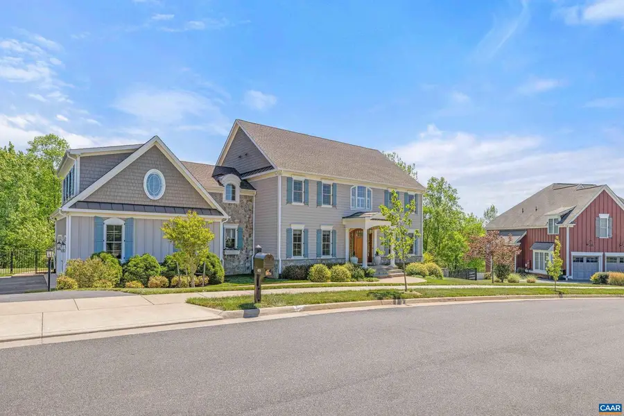 6859 Birmingham Dr, Crozet, VA 22932 - #3