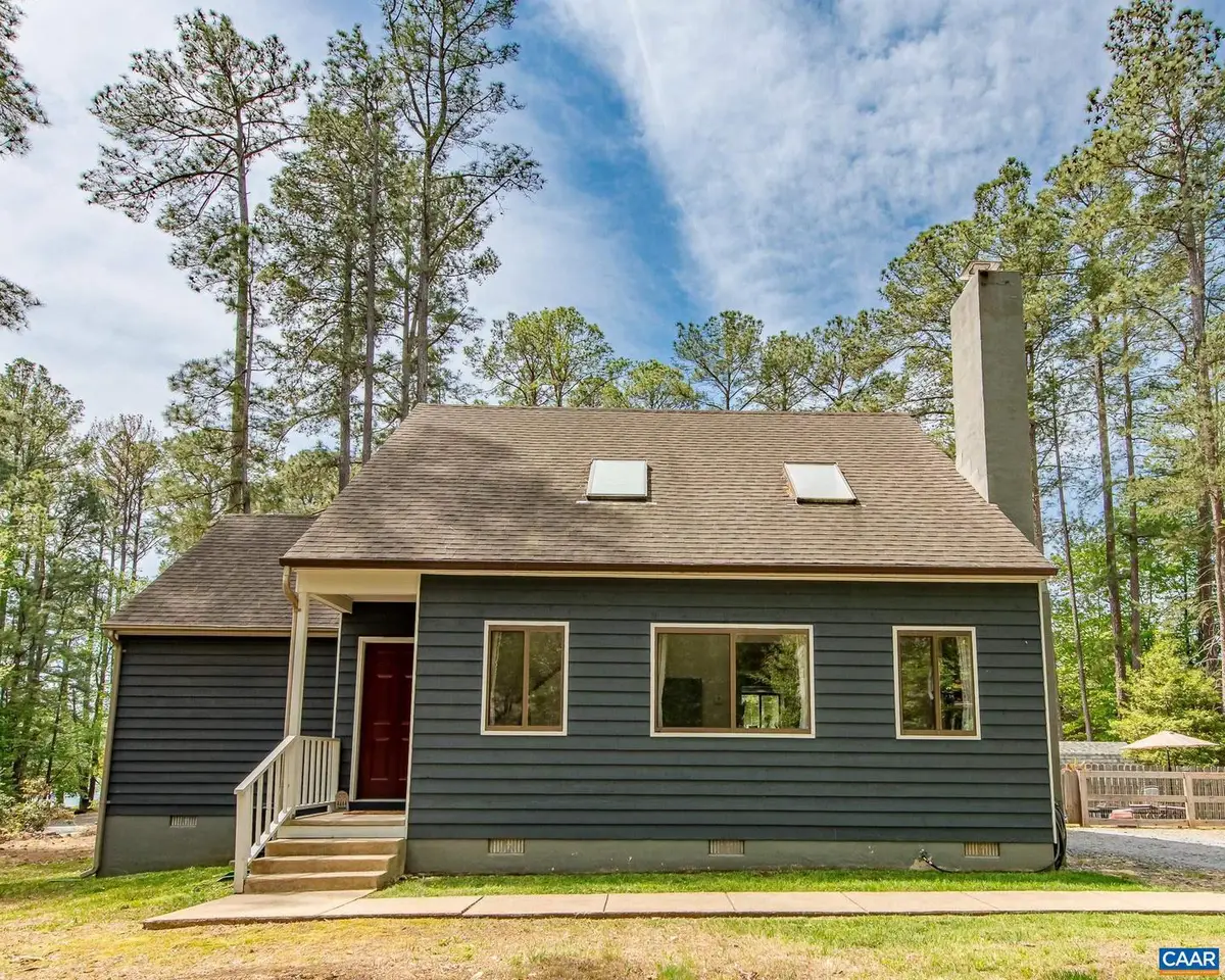 942 Jefferson Dr, Palmyra, VA 22963 - #1