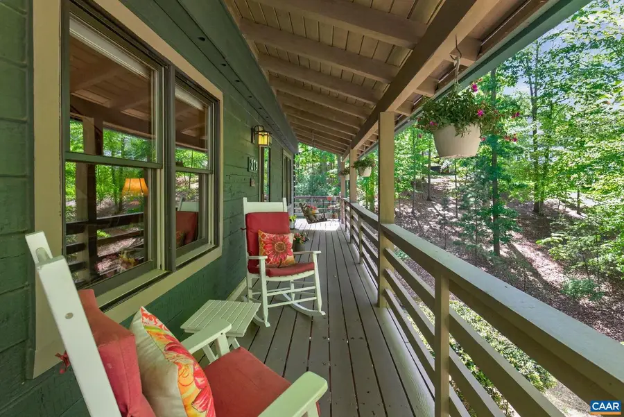 279 Jefferson Dr, Palmyra, VA 22963 - #2