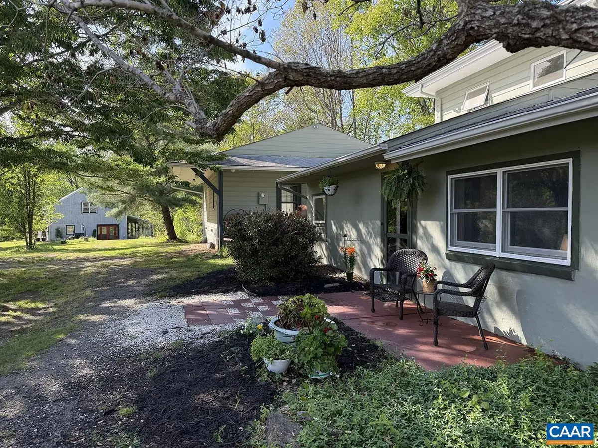 4177 Rolling Rd, Scottsville, VA 24590 - #1