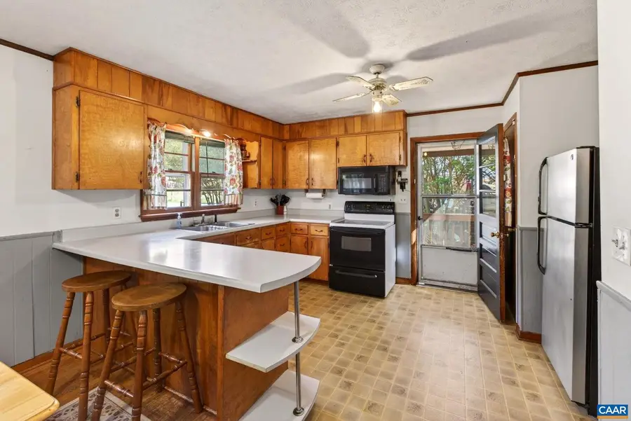 374 Locust Ln, Ruckersville, VA 22968 - #3