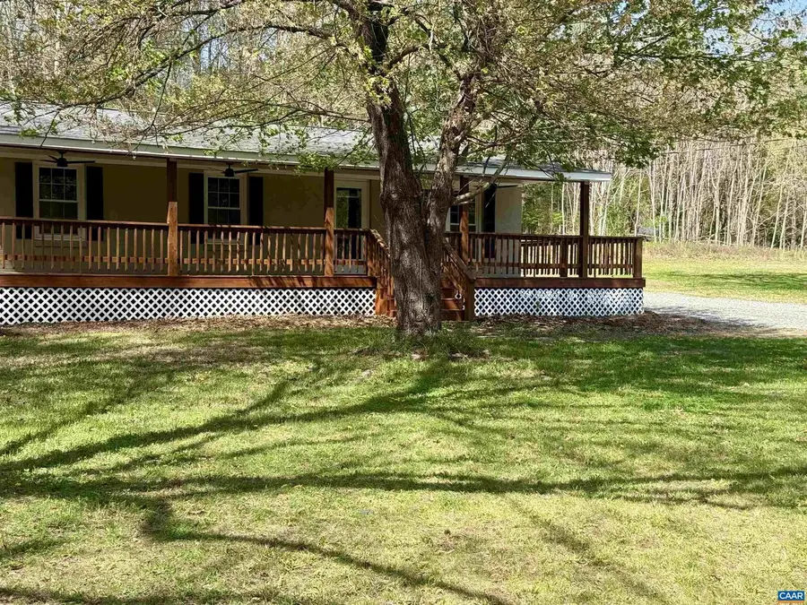 100 Lake Dr, Farmville, VA 23901 - #3