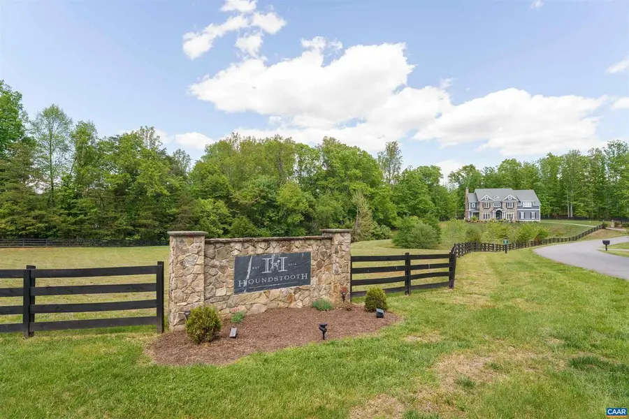 421 Houndstooth Ct, Charlottesville, VA 22901 - #2