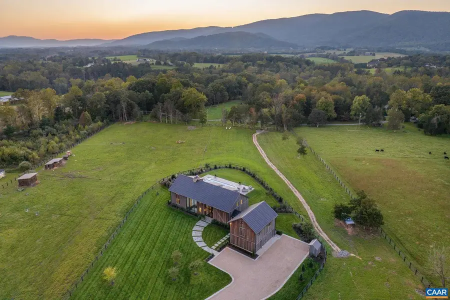 320 Barn House Ln, Charlottesville, VA 22901 - #2
