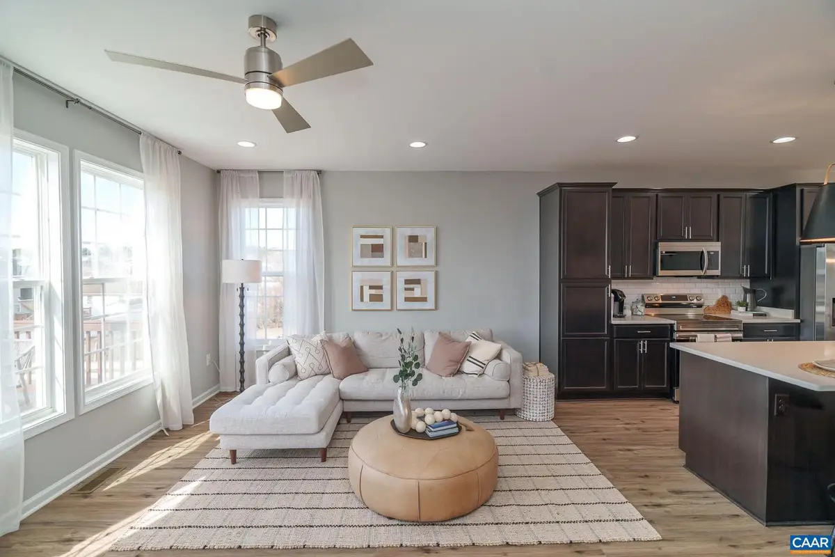 304 Cheshire Ln, Waynesboro, VA 22980 - #1
