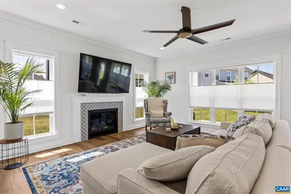 3297 Thicket Run Dr, CHARLOTTESVILLE, VA 22911