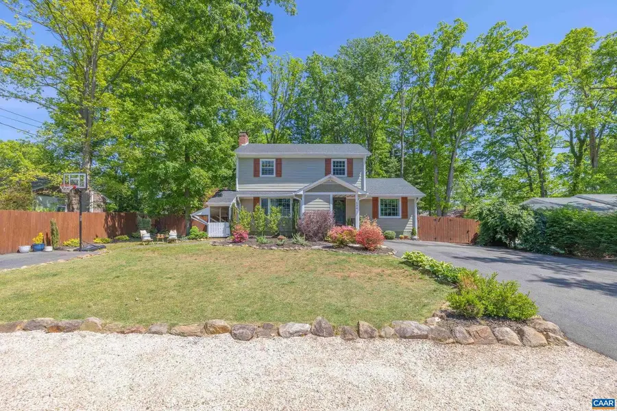 134 W Park Dr, Charlottesville, VA 22901 - #3