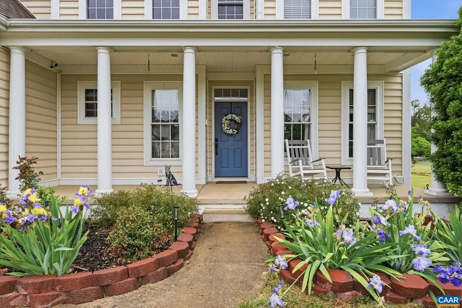 172 Glebe Ln, Scottsville, VA 24590 - #2