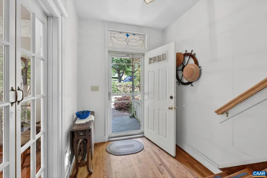 518 Ne 8th St, Charlottesville, VA 22902 - #3
