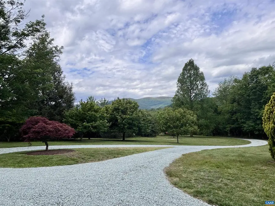 1285 Lanetown Rd, Crozet, VA 22932 - #2