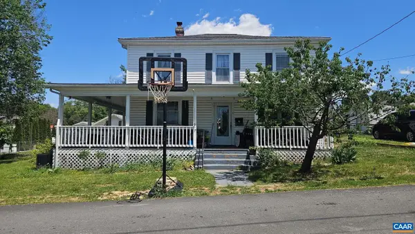 602 First St, SHENANDOAH, VA 22849