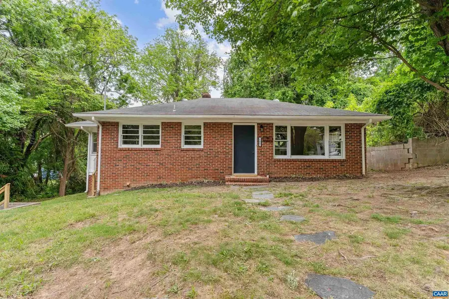 108 Vaughan Dr, Farmville, VA 23901 - #2